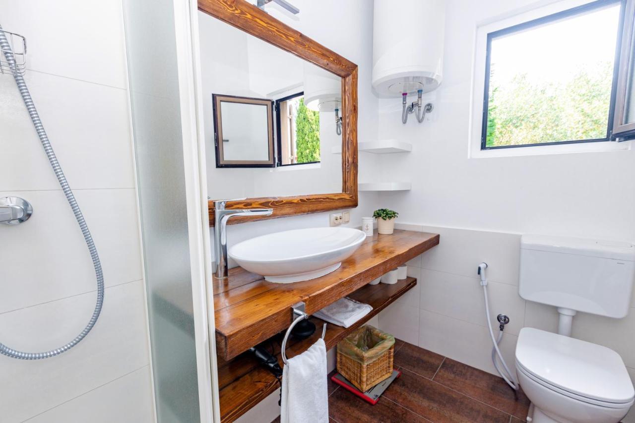 Residence Pecek Novigrad Istria Exterior foto